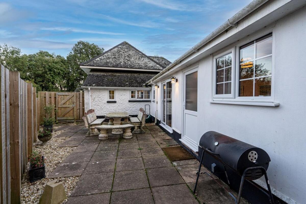 Fletchers Cottage Honiton Buitenkant foto